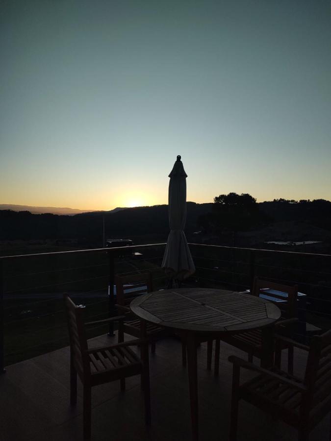 فيلا Casa Por Do Sol Com Banheira De Hidromassagem أوروبيسي المظهر الخارجي الصورة